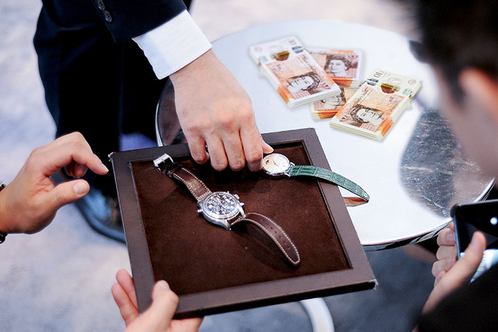 Direct Selling vs. Consignment